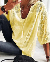 Load image into Gallery viewer, Stitching Lace 3/4 sleeve Blouse