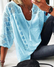 Load image into Gallery viewer, Stitching Lace 3/4 sleeve Blouse